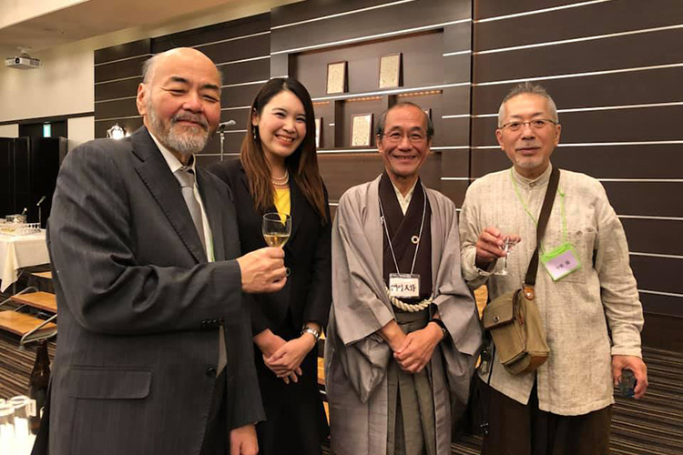 平成23年（31歳）　同志社大学大学院　総合政策科学研究科　総合政策科学専攻　入学）